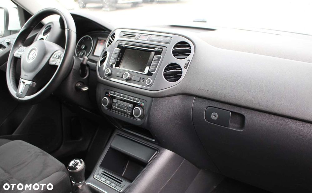 Volkswagen Tiguan - 17