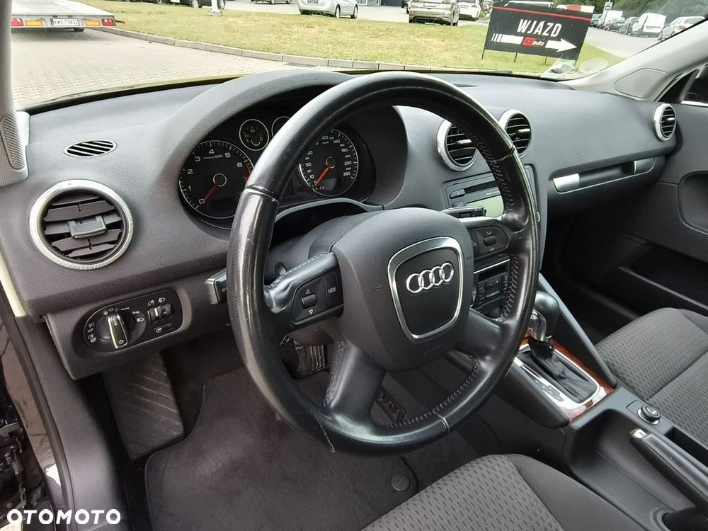 Audi A3 Sportback - 11
