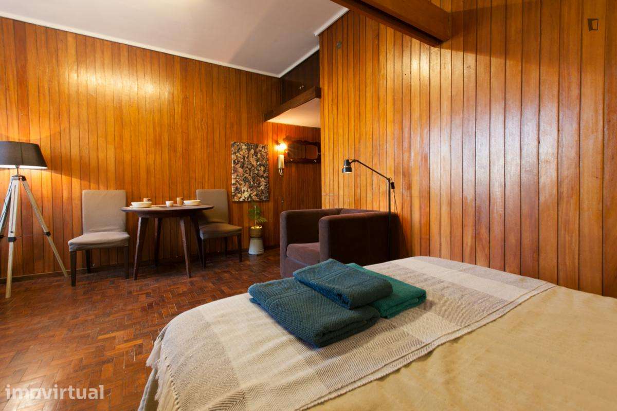 Apartamento com 1 quartos - localizado em Santo Ildefonso Porto - Grande imagem: 5/23