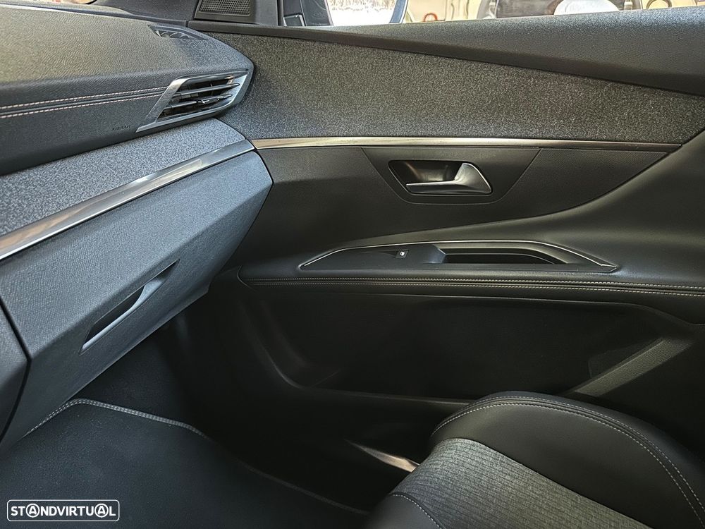 Peugeot 5008 1.5 BlueHDi GT Line J19 EAT8 - 45