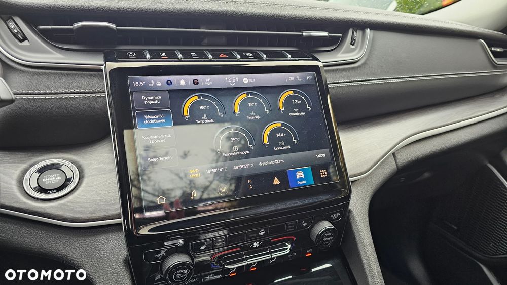 Jeep Grand Cherokee - 40