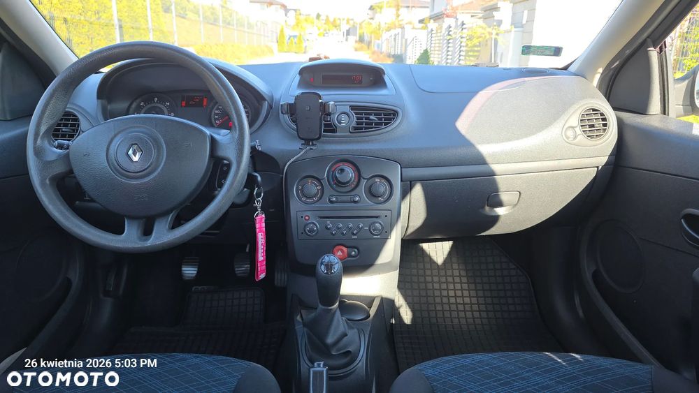 Renault Clio 1.5 dCi Authentique - 9