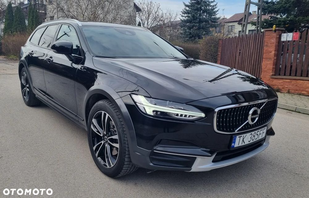 Volvo V90 Cross Country D4 AWD Geartronic Pro - 1