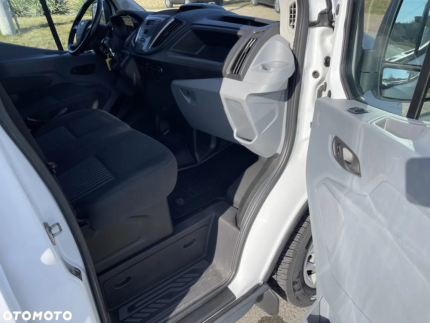 Ford Transit L3H2 - 35