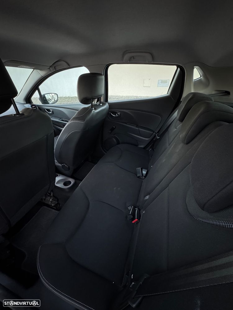 Renault Clio 1.5 dCi 75 Expression - 9
