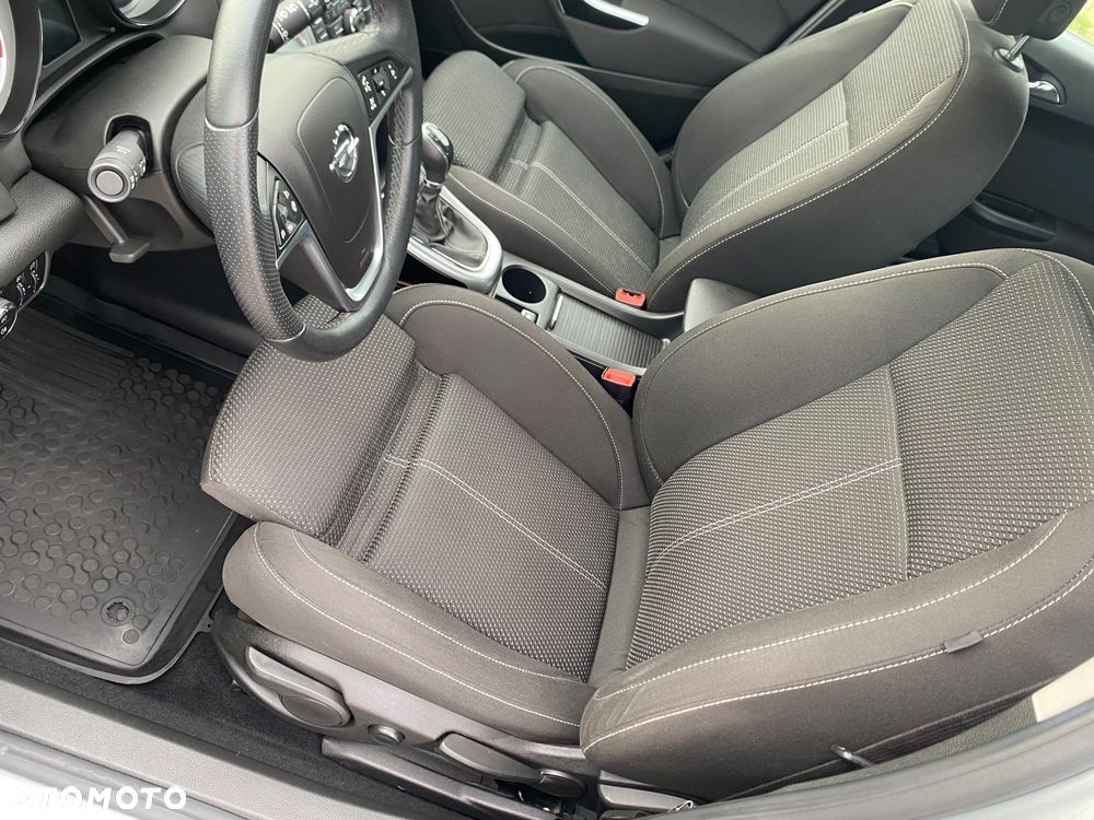 Opel Astra 1.4 Turbo Edition Sport - 26