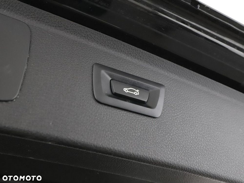 BMW Seria 2 218d Advantage - 36