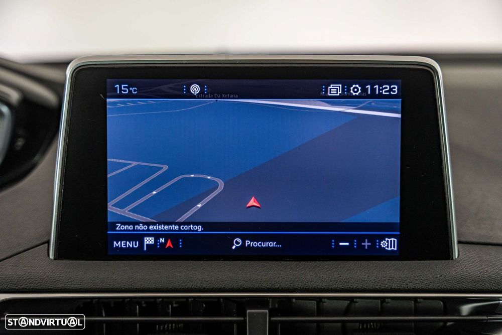 Peugeot 5008 1.2 PureTech Allure EAT6 - 24