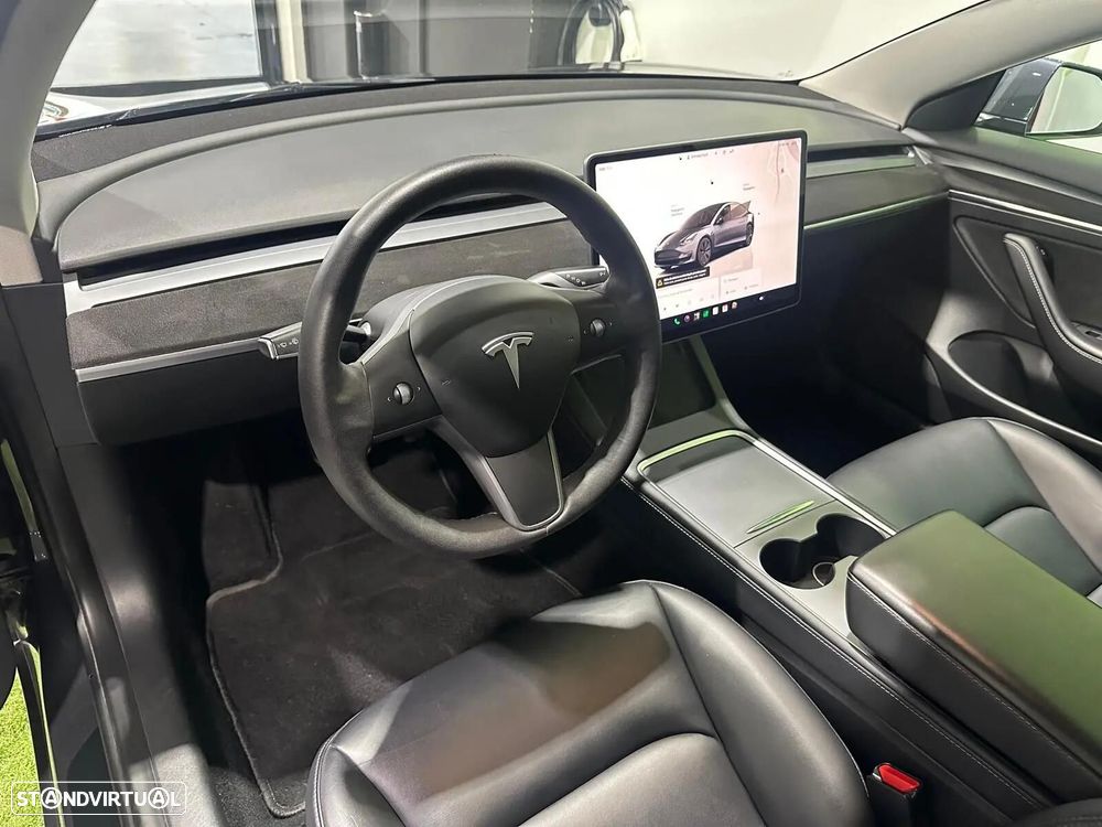 Tesla Model 3 Standard RWD - 26