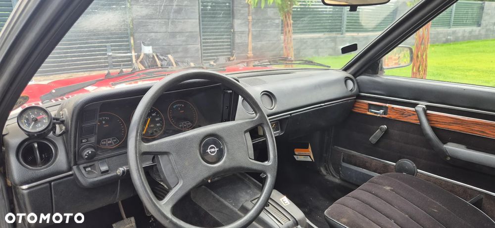 Opel Manta - 9