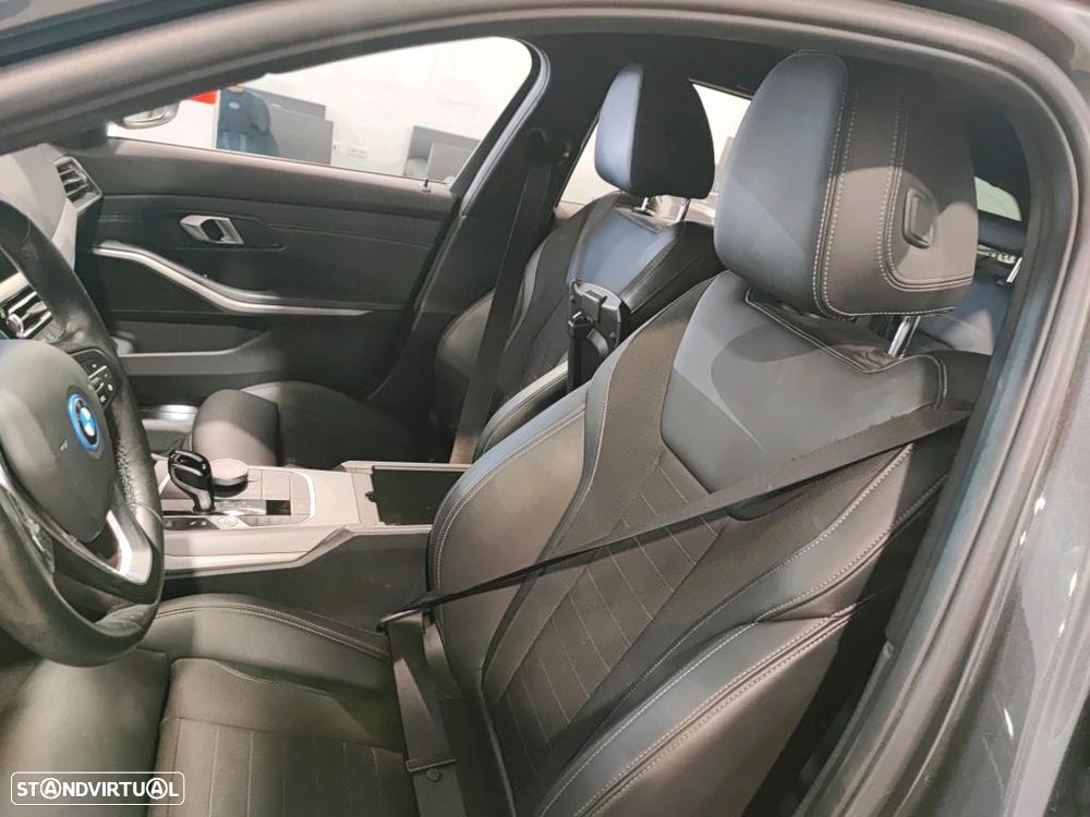 BMW 320 e Corporate Edition Auto - 6