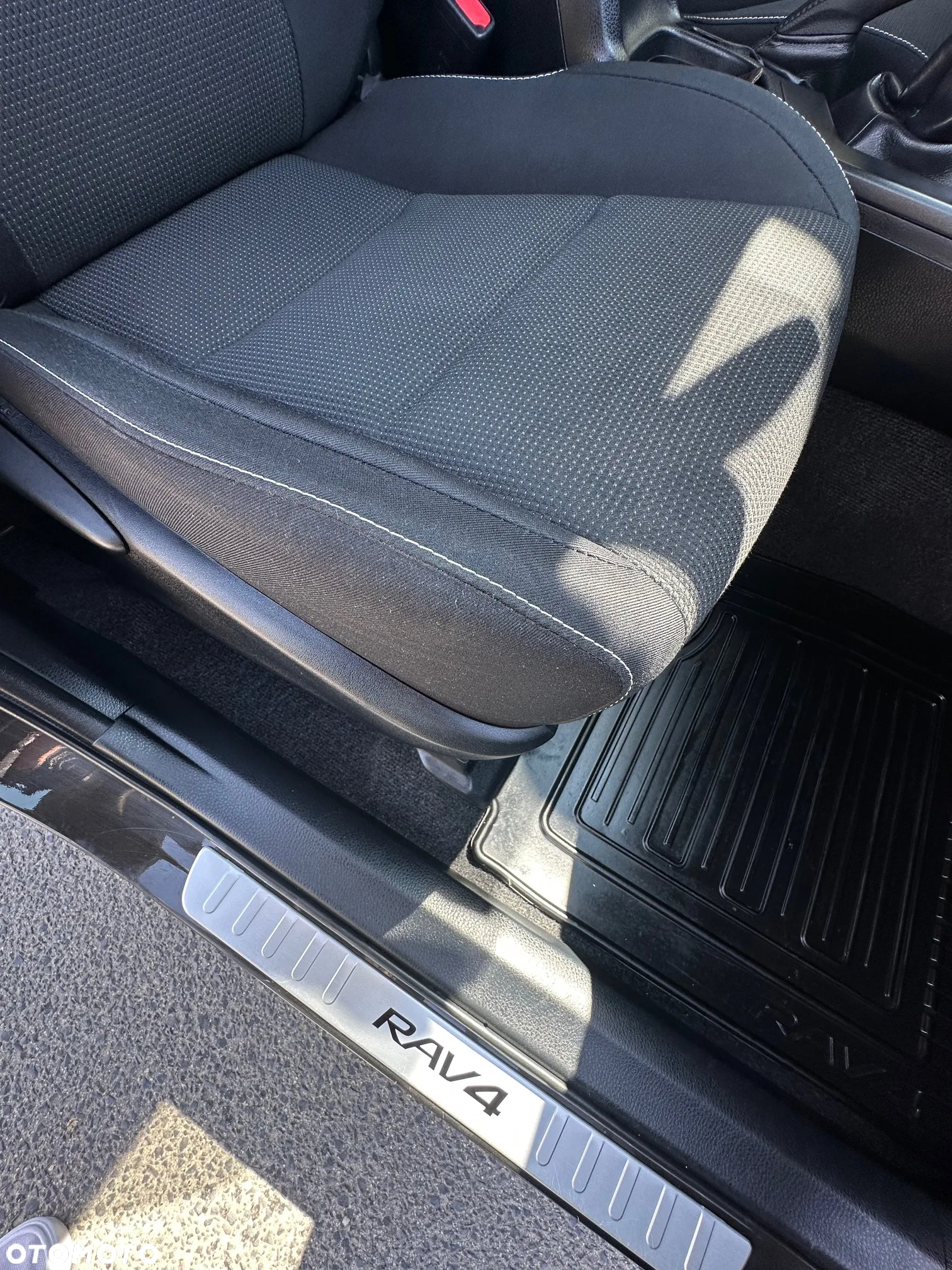Toyota RAV4 2.0 4x4 Start&Stop Executive - 38