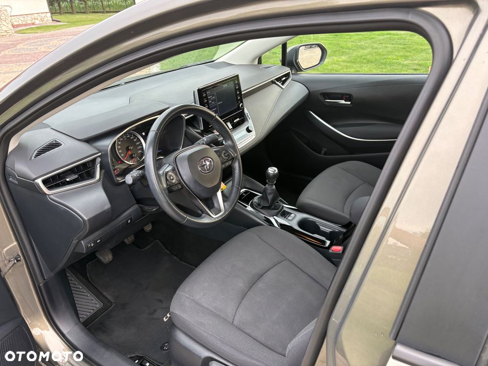 Toyota Corolla 1.5 Comfort - 10