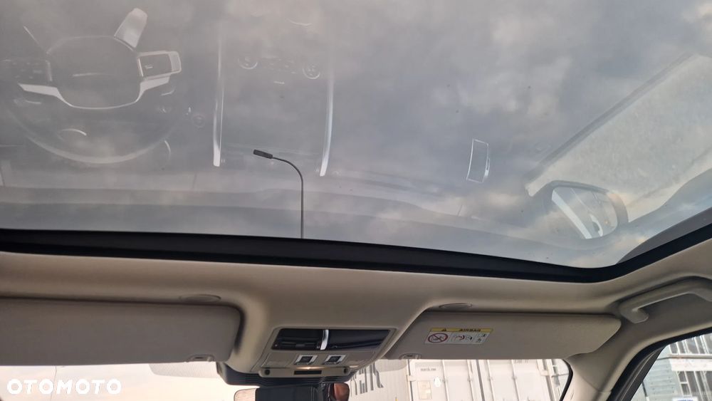 Land Rover Discovery - 14