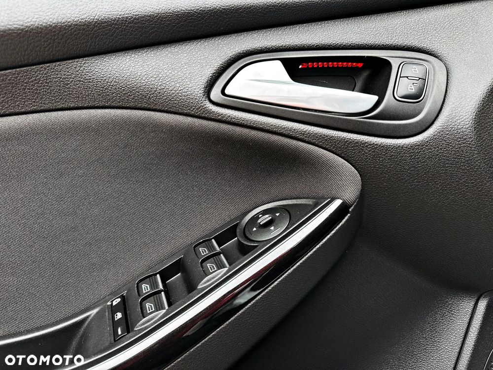 Ford Focus 1.0 EcoBoost Start-Stopp-System TITANIUM STYLE - 16