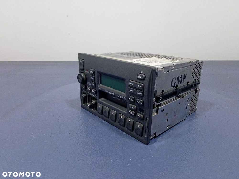 VOLVO V70 I S70 97- RADIO KASETOWE FABRYCZNE OEM SC-802 3533962 - 3