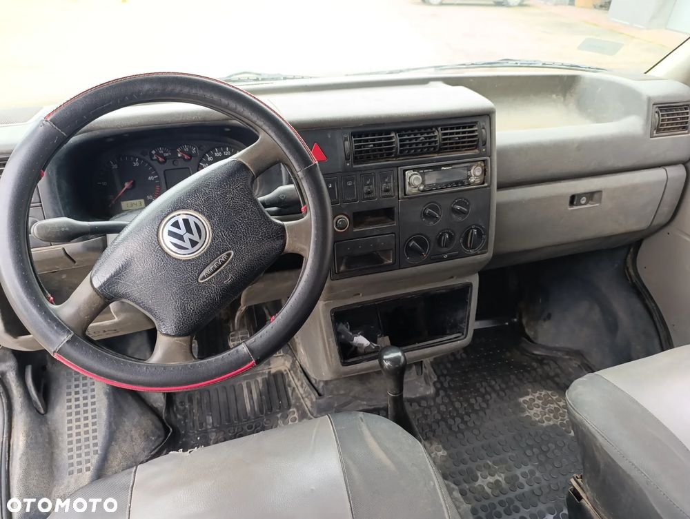 Volkswagen Transporter - 10