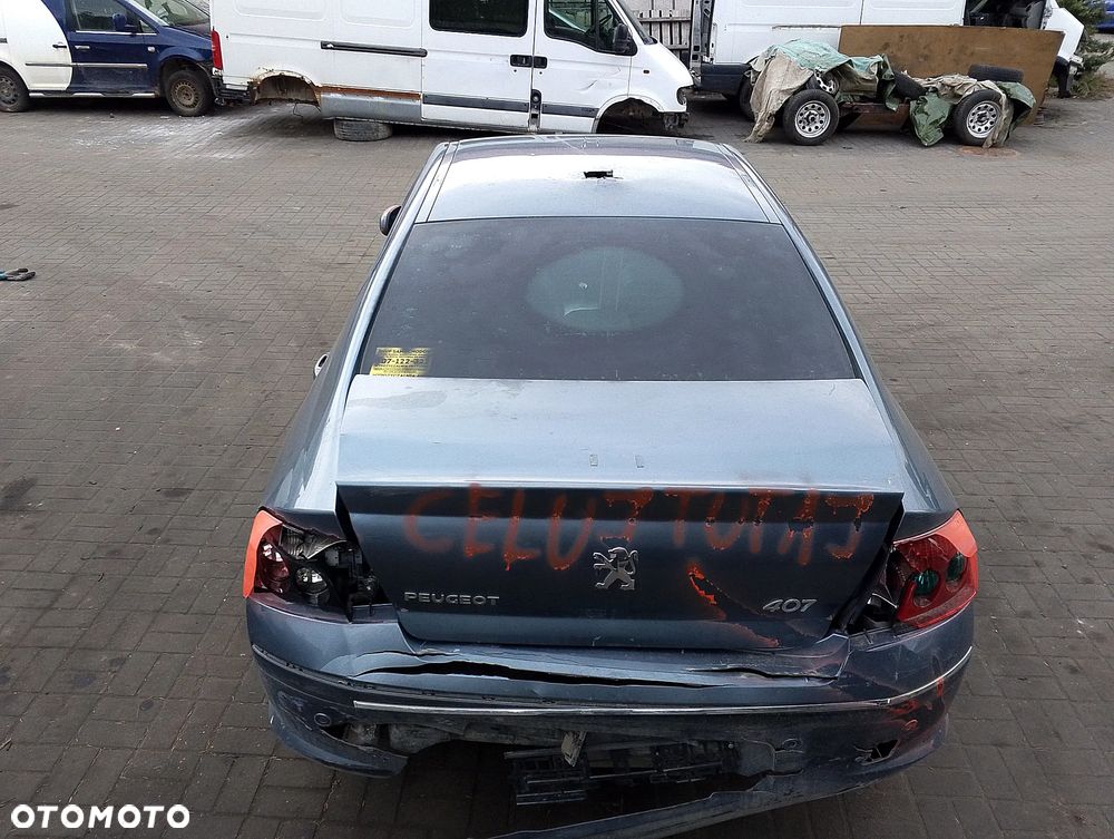 Peugeot 407 I Przed Lift (04-08r.) 2.0D 136KM. Silnik RHR (DW10BTED4) Skrzynia 20HZ32,  CP23X66,  CD58X71,  4HP20,  2222JS,  2223PW lakier EZWD.Cały na części. GWARANCJA !!! Przód Tył Zestaw Komplet Drzwi Klapa Zderzak Błotnik Maska Grill Atrapa Szyba Pas Lampa Lusterko Boczki Fotel Kanapa Kokpit Deska Rozdzielcza Przełącznik Włącznik Sterownik Przewody Wiązka Instalacja Moduł Komputer Czujnik Listwa Pompa Alternator Wtryski Głowica Rozrusznik Kompresor Sprzęgło Dwumas Silnik Skrzynia ABS Klimatyzacji Paliwa Wspomagania Kolektor Turbina Przepustnica Zawór Chłodnica Koło Hak Belka Sanki Zawieszenie Mcpherson Półoś Amortyzator Wydech Tłumik Zacisk Most - 4