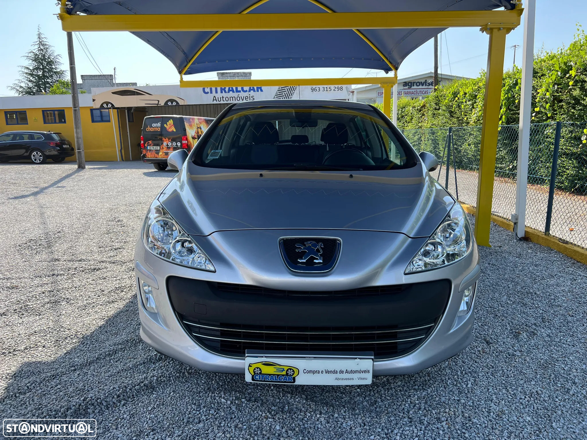 Peugeot 308 1.6 HDi Executive - 3