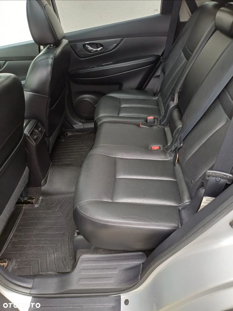 Nissan Rogue - 28
