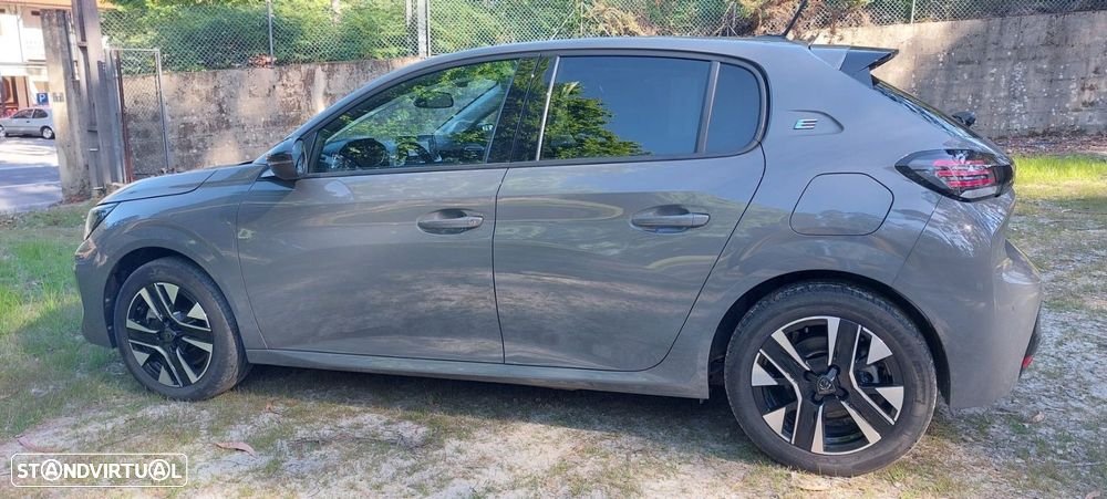 Peugeot e-208 50 kWh Style - 11