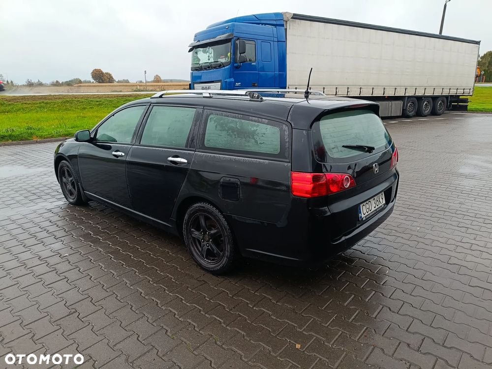 Honda Accord 2.0 Comfort - 2