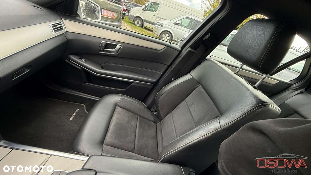 Mercedes-Benz Klasa E 250 BlueTEC 4-Matic Avantgarde - 19