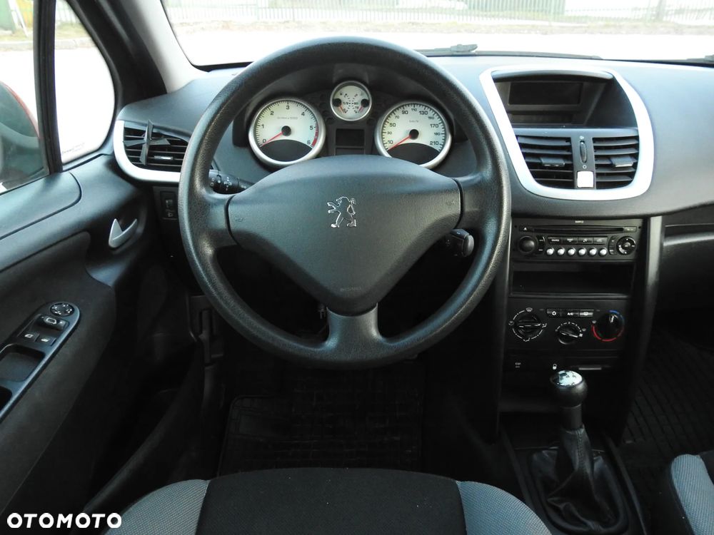 Peugeot 207 90 HDi FAP (Blue Lion) Urban Move - 8