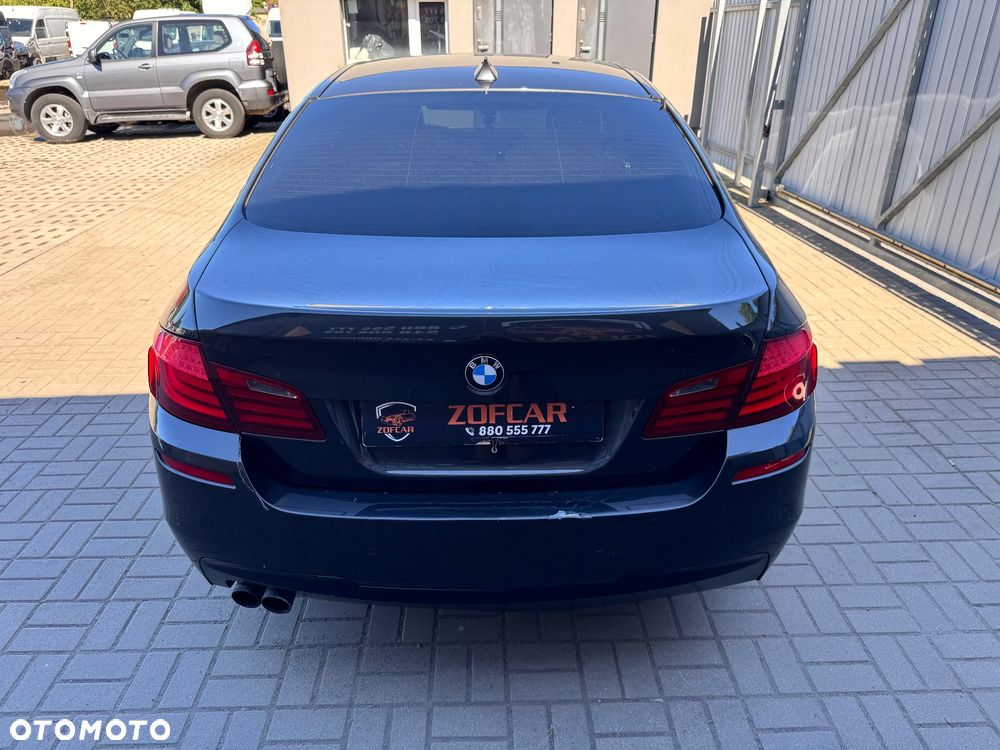 BMW Seria 5 525d - 5
