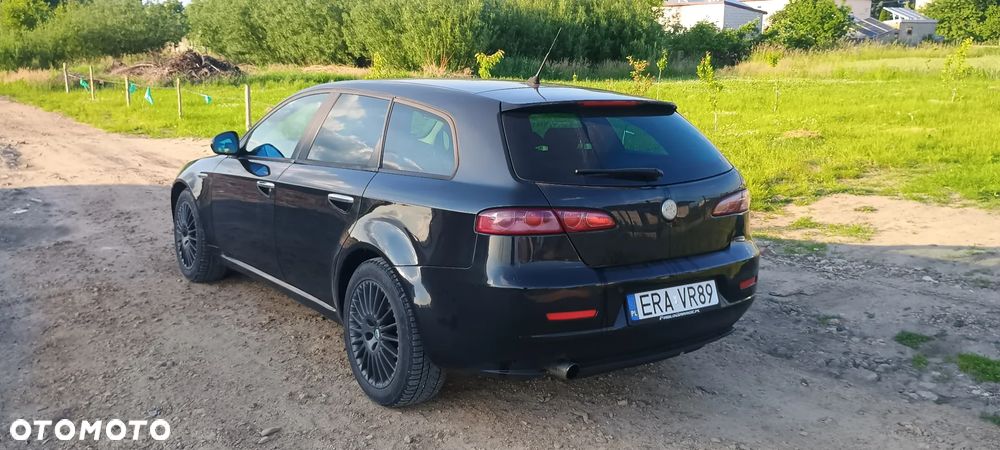 Alfa Romeo 159 - 4