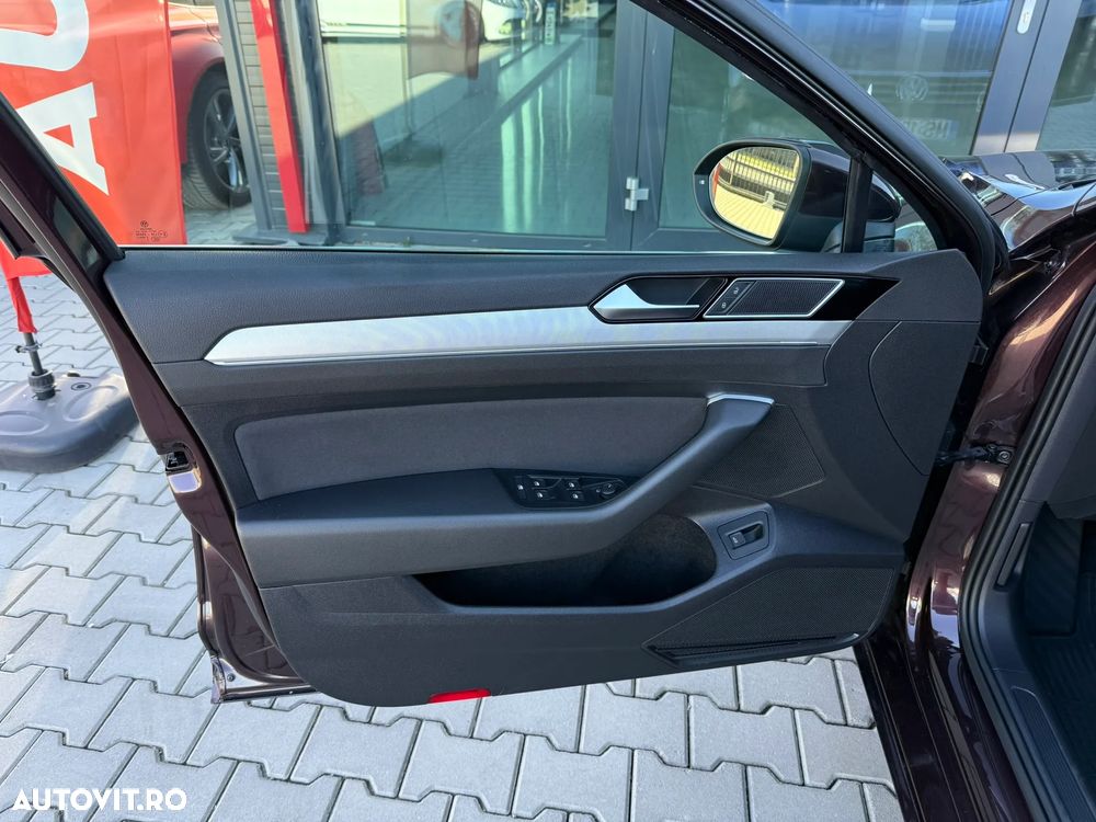 Volkswagen Passat 1.6 TDI (BlueMotion Technology) DSG Comfortline - 25