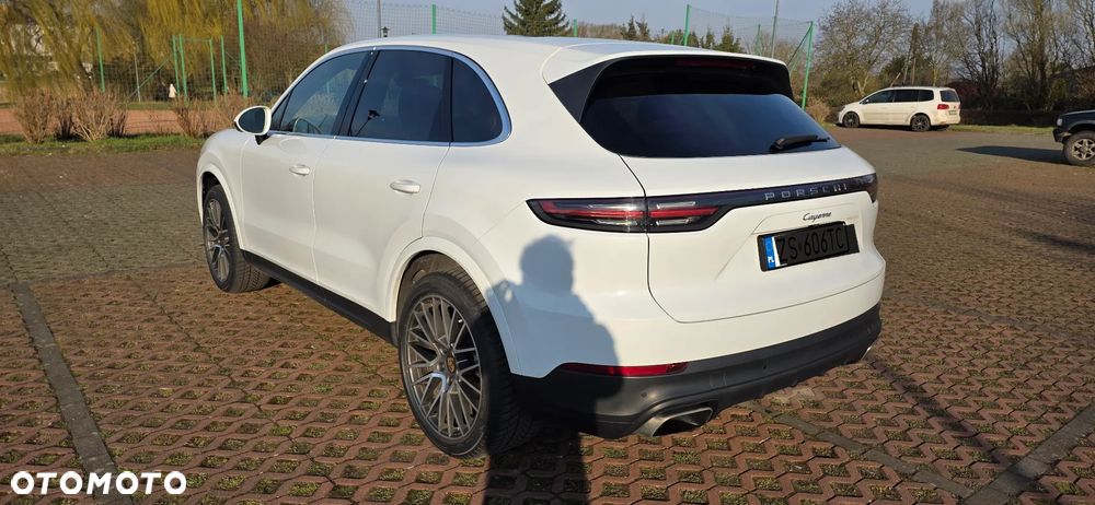 Porsche Cayenne Standard - 10