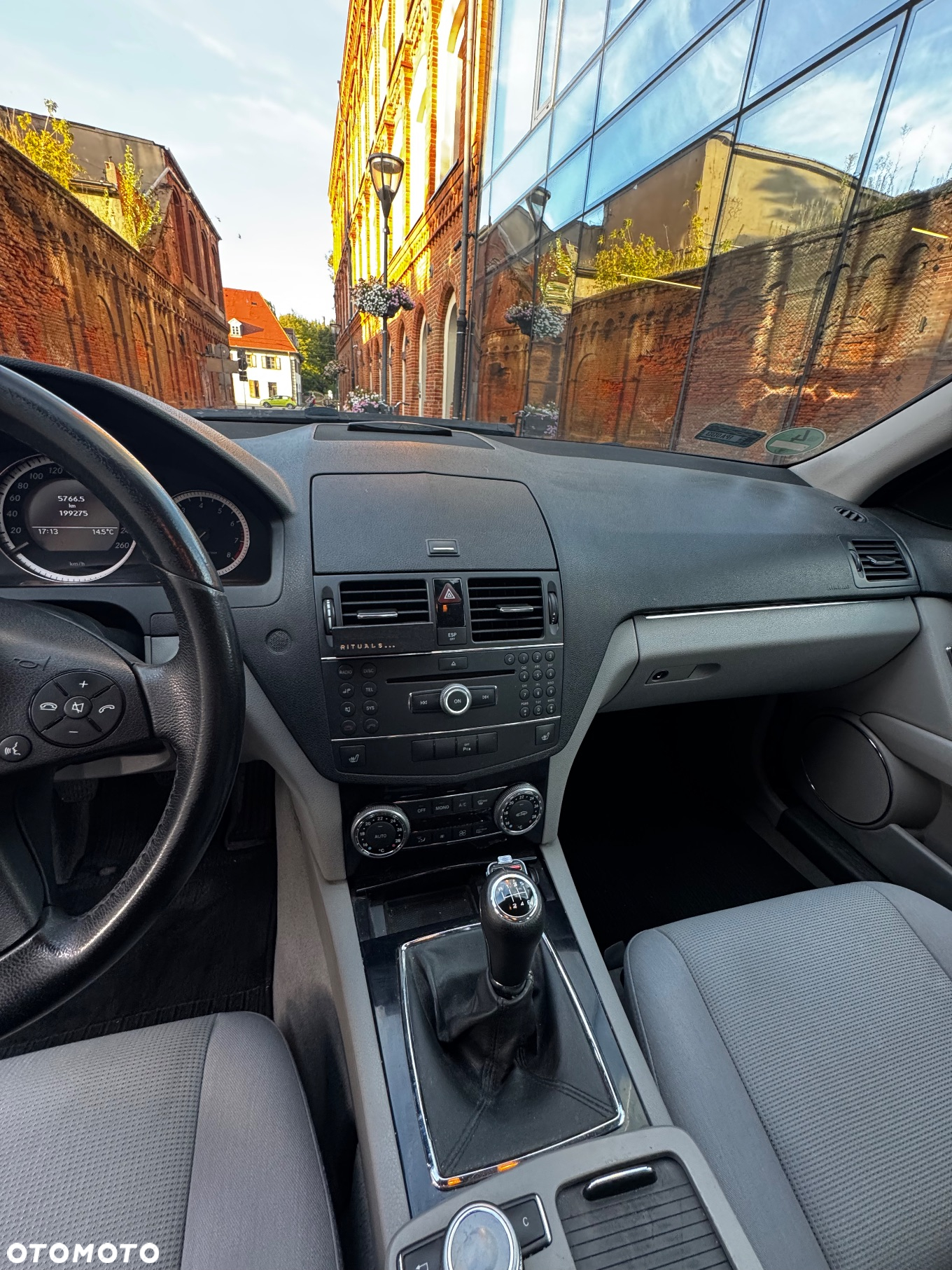 Mercedes-Benz Klasa C 200 Kompressor Classic - 25