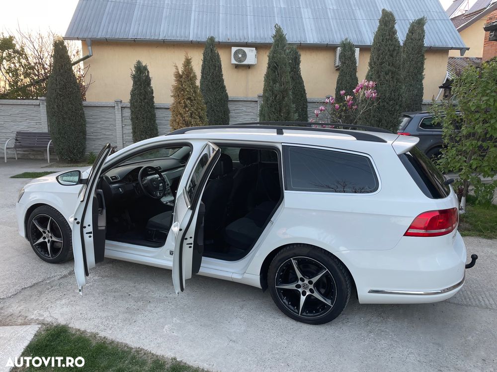 Volkswagen Passat - 12