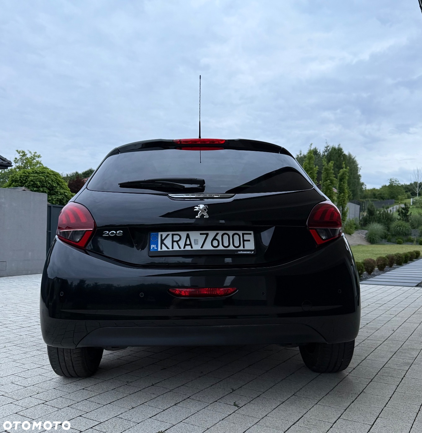 Peugeot 208 1.2 PureTech GPF Allure S&S - 7