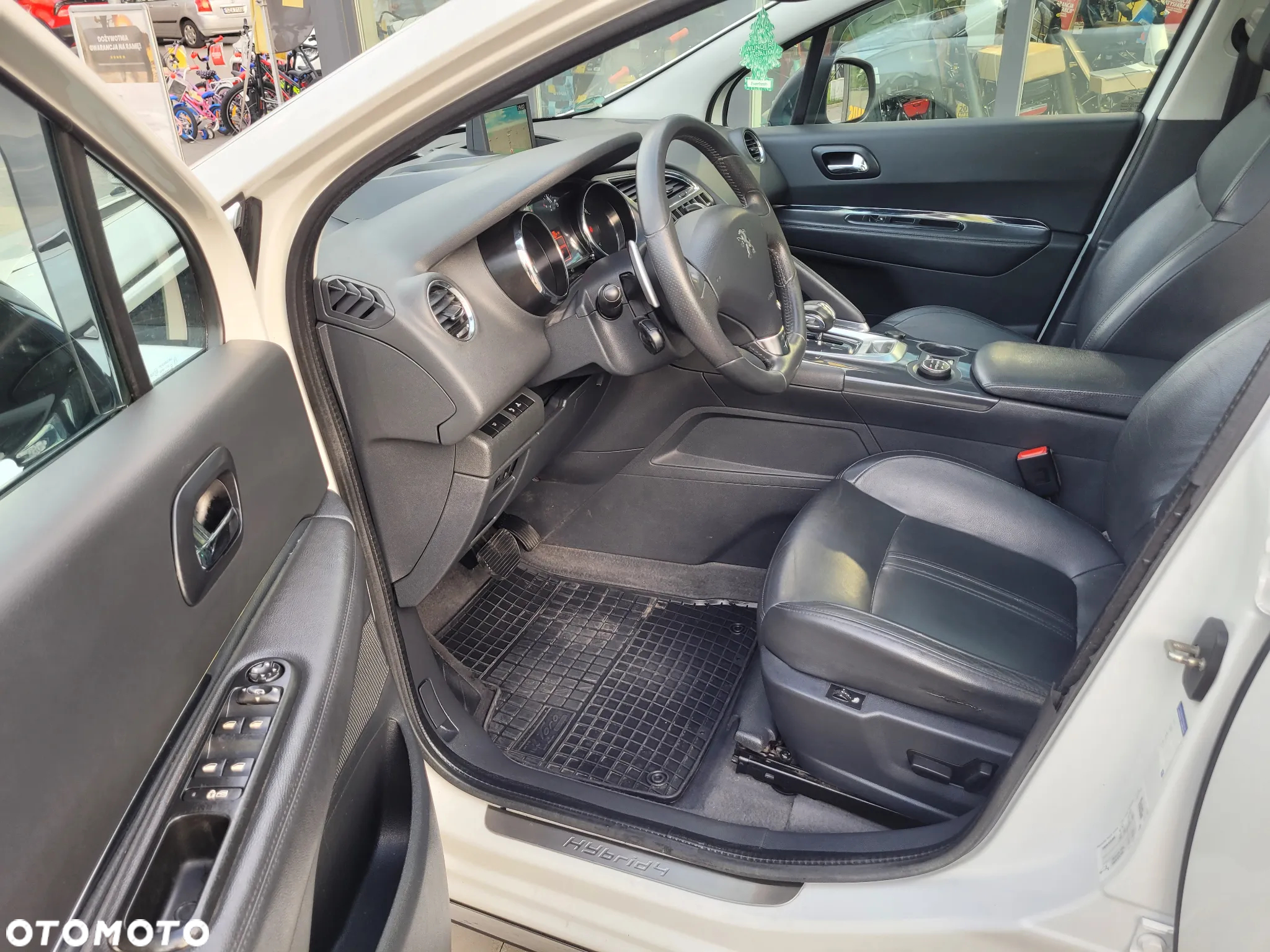 Peugeot 3008 HDi FAP 165 Automatik Allure - 37