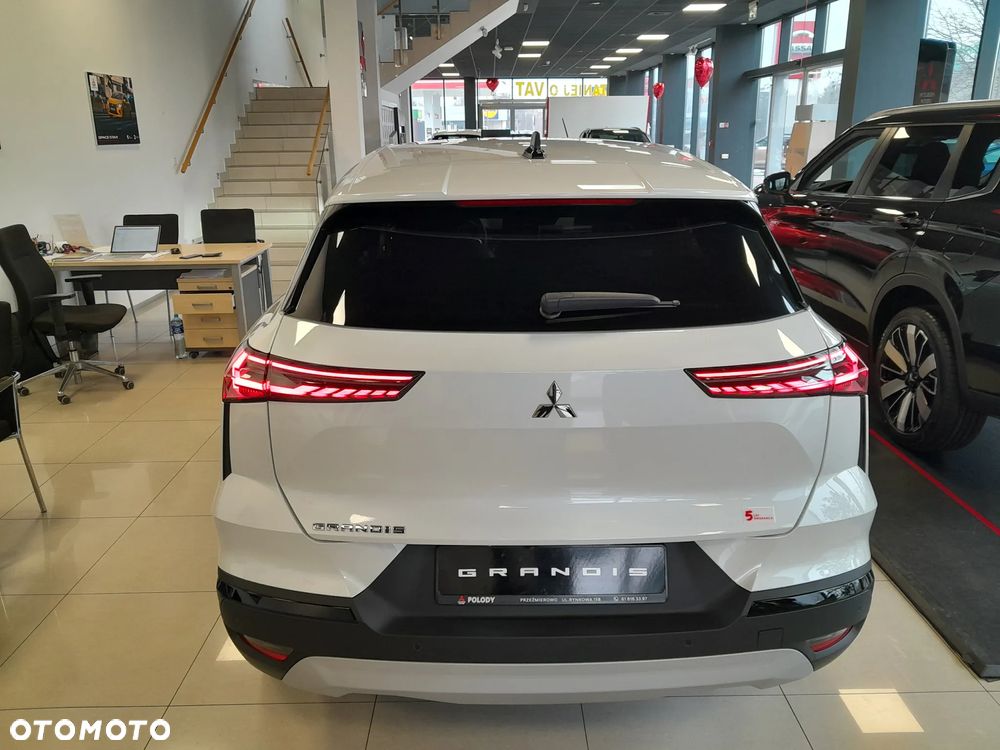 Mitsubishi Grandis 1.3T mHEV Intense Style Cold DCT - 4