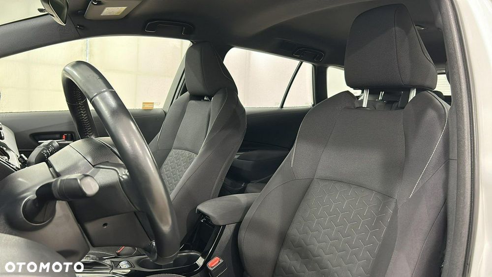 Toyota Corolla 1.8 Hybrid Comfort - 16