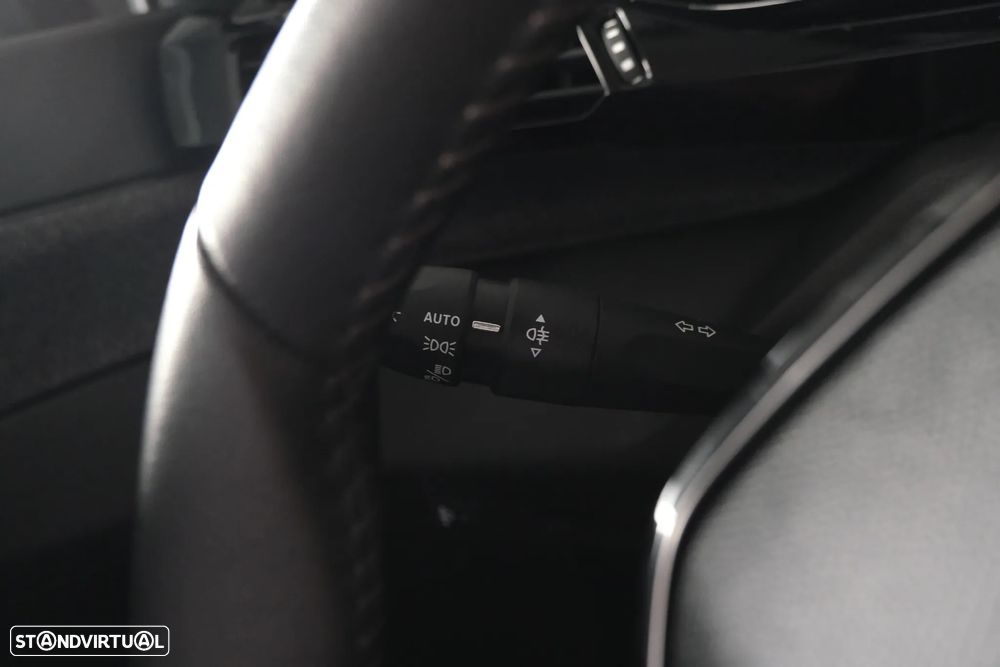 Peugeot 408 PureTech 130 EAT8 Allure - 22