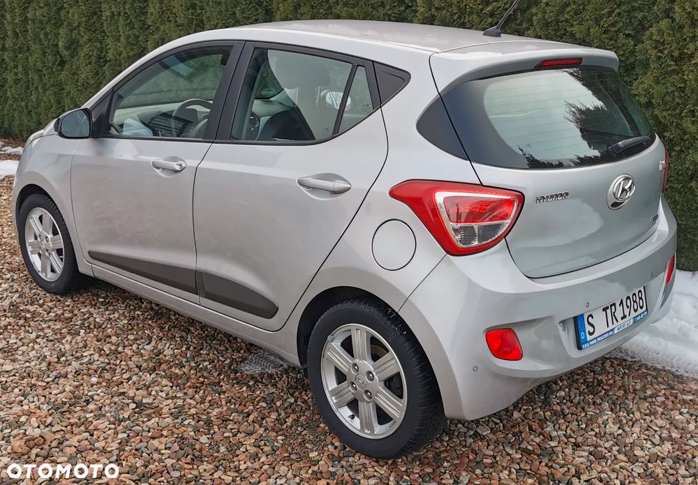 Hyundai i10 1.2 Fifa World Cup Edition - 21