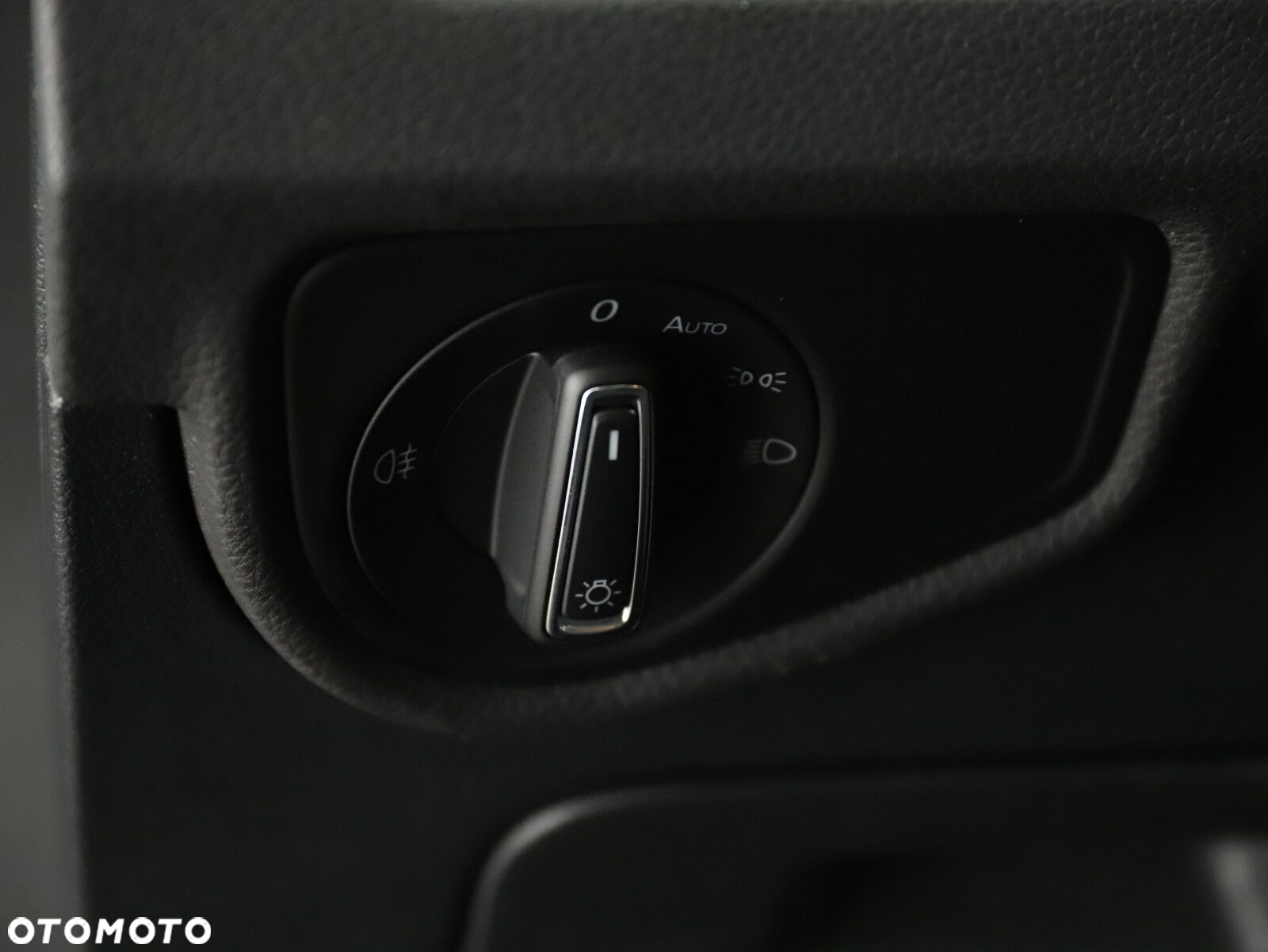 Volkswagen Touran - 23