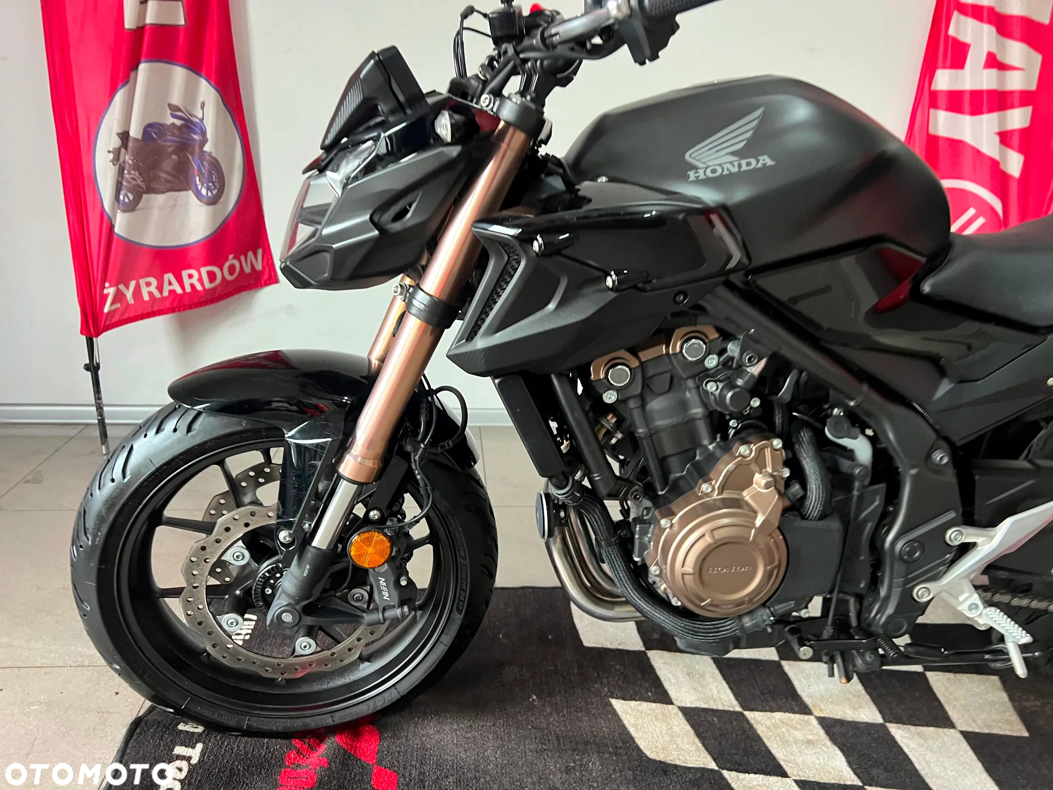 Honda CB - 15