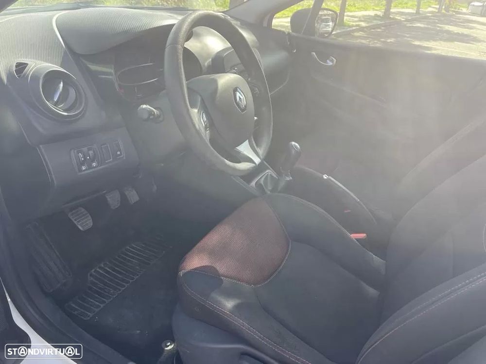 Renault clio 1.5 dci van - 9