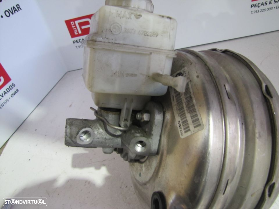 Servo Freio BMW 520 F10 - 2