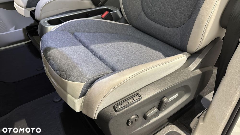 Volkswagen ID. Buzz - 12