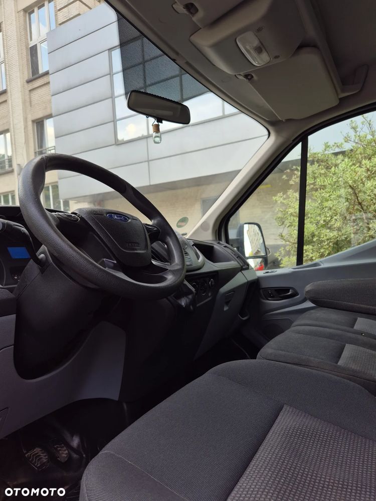 Ford Transit - 17