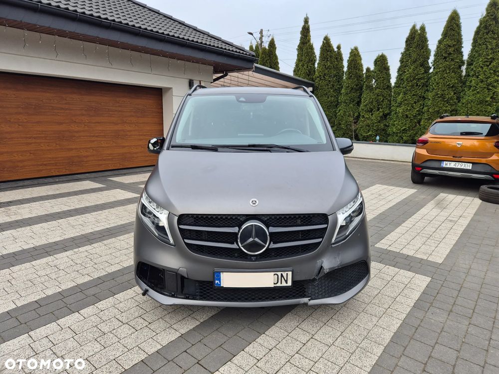 Mercedes-Benz Klasa V - 5