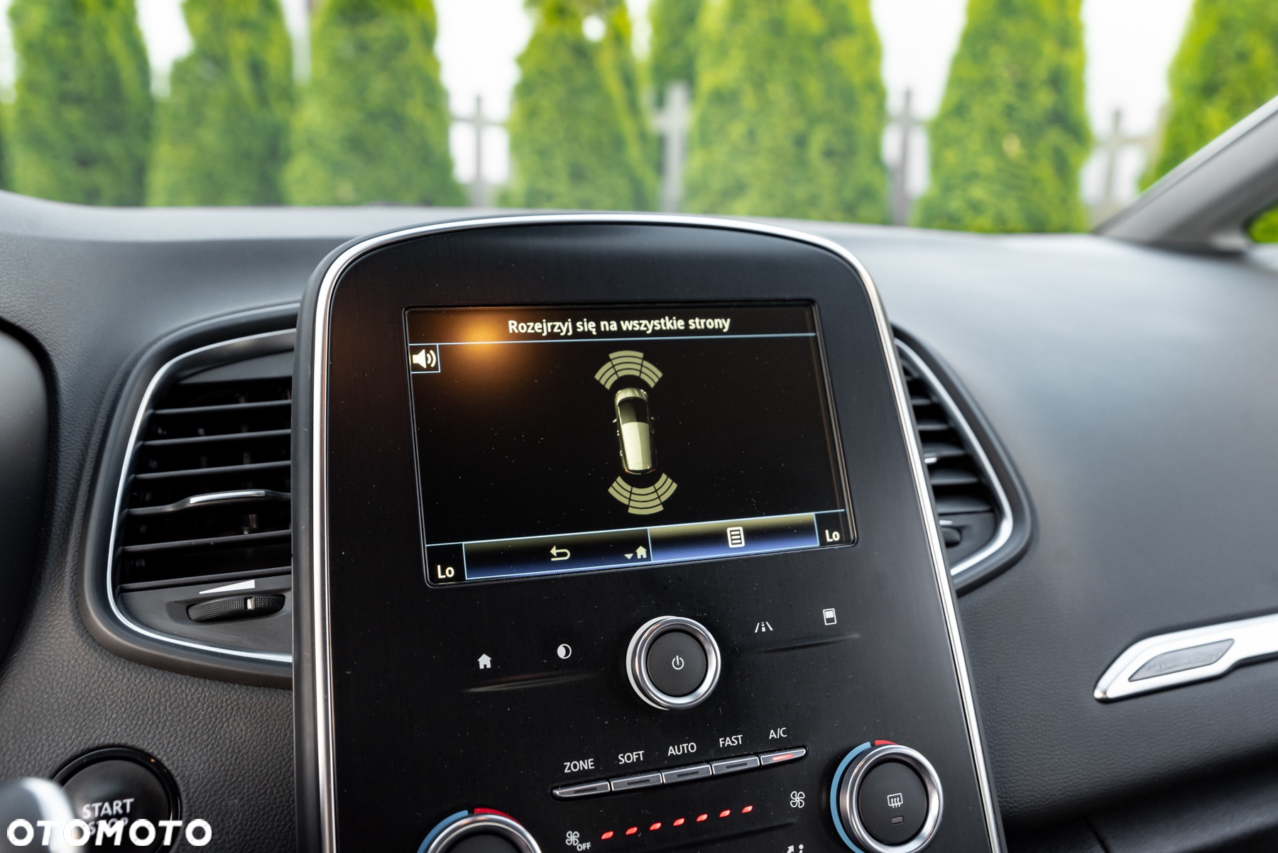 Renault Scenic TCe 140 GPF EDC INTENS - 27