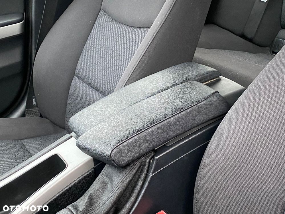 BMW Seria 3 318d - 19