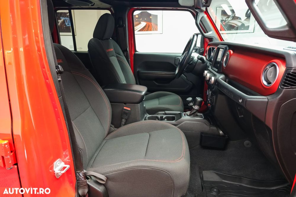 Jeep Wrangler Unlimited 2.2 CRD AT8 Rubicon - 27